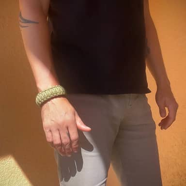 Paracord Survival Bracelet